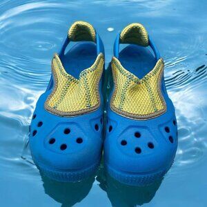 Kids Blue and Yellow Crocs‎ Water Shoes with Mesh-Size J3